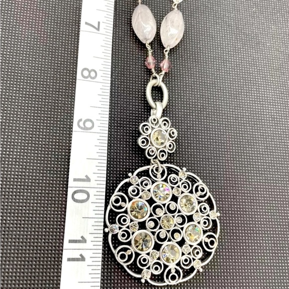 Lia Sophia Rhinestone Matte Silver Tone Necklace, Flower Pendant EUC - Picture 7 of 8